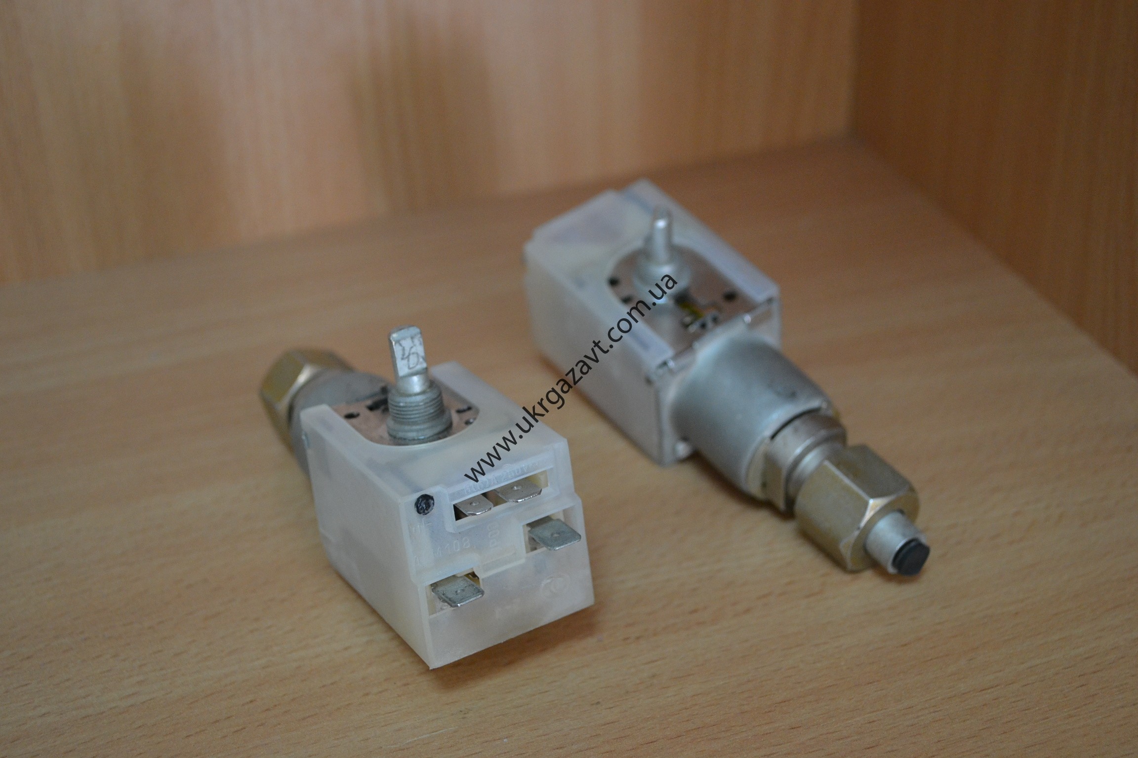 Датчик-реле давления ДЕМ-108 - Оптовая продажа, выгодные цены, купить ...