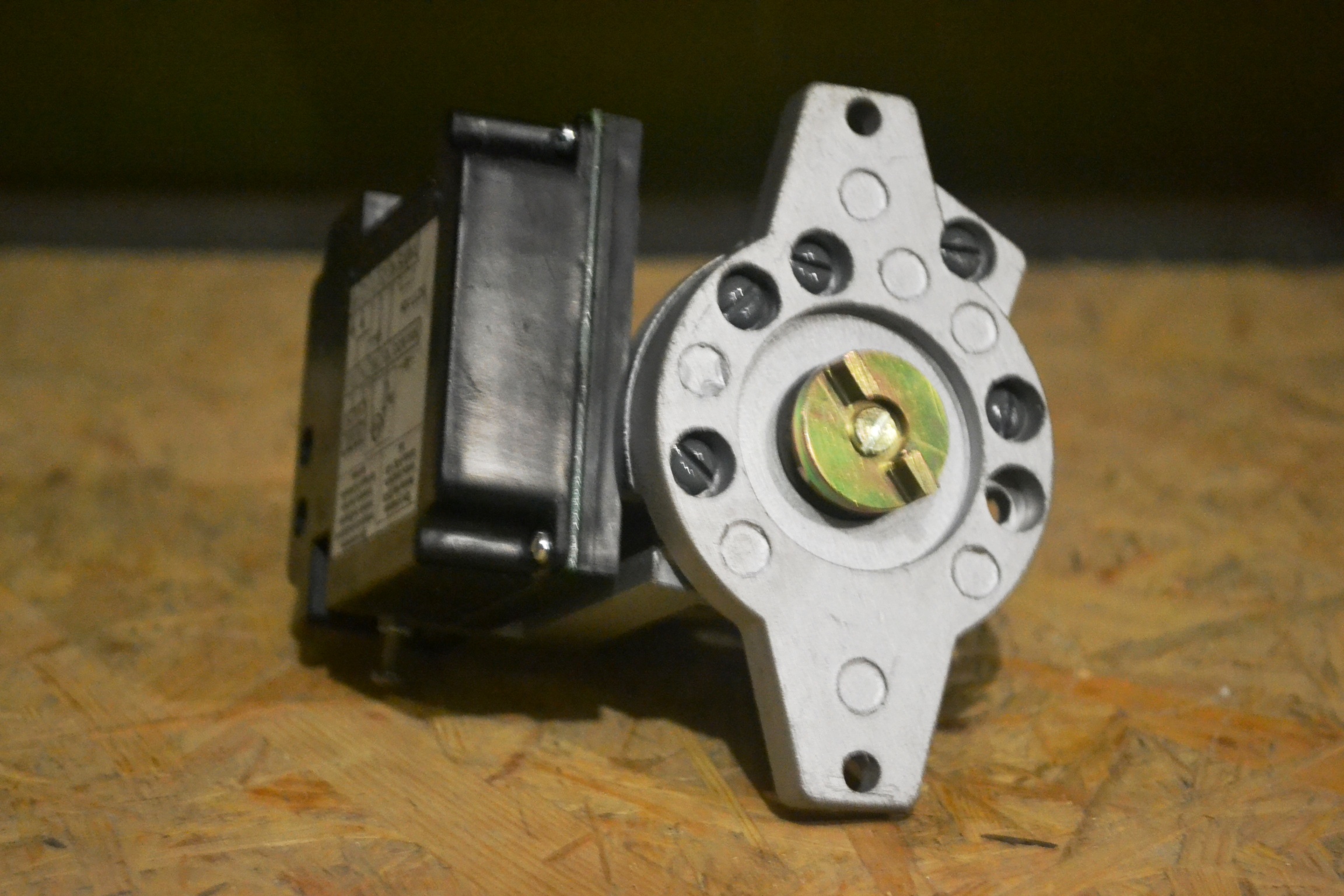 Блок сигнализации положения БСПТ-10, БСПР, БСПИ - Оптовая продажа ...