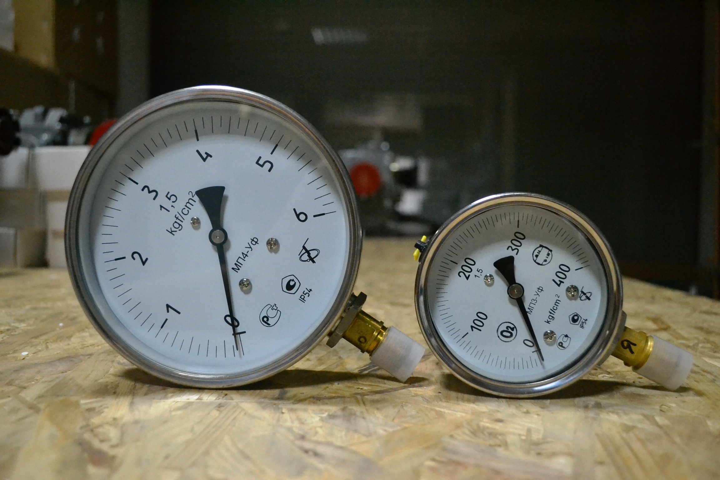 МП4-Уф, ВП4-Уф, МВП4-Уф, ДМ 05160 манометры, вакуумметры ...